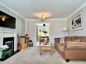 Lounge- click for photo gallery